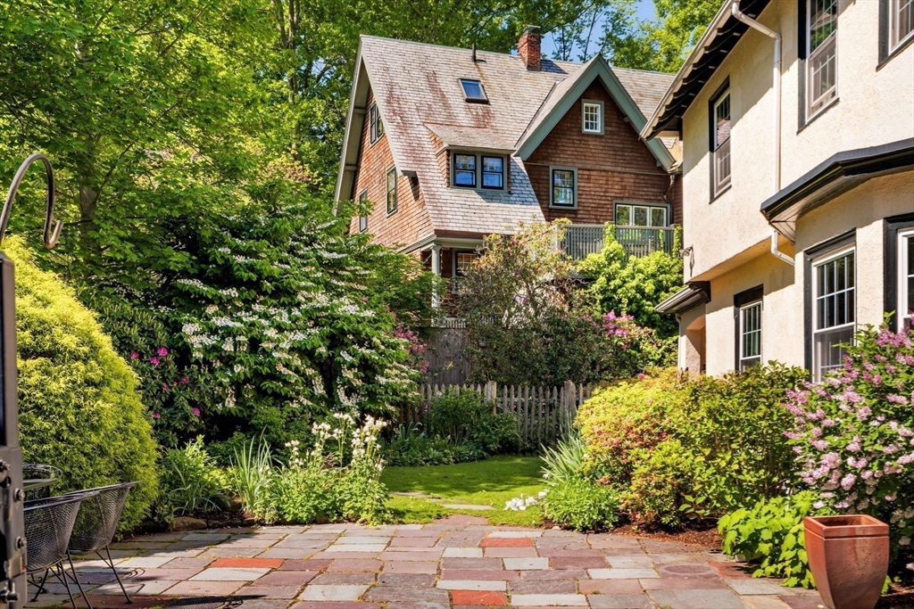 17 Chesham Road Brookline, MA 02445 - Photo 30 of 33 Gallery Image 30