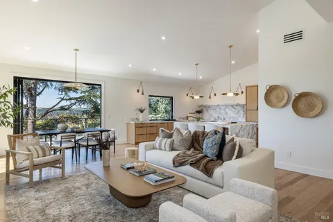 $2,850,000 | 559 East Spring Street, Napa, CA 94559