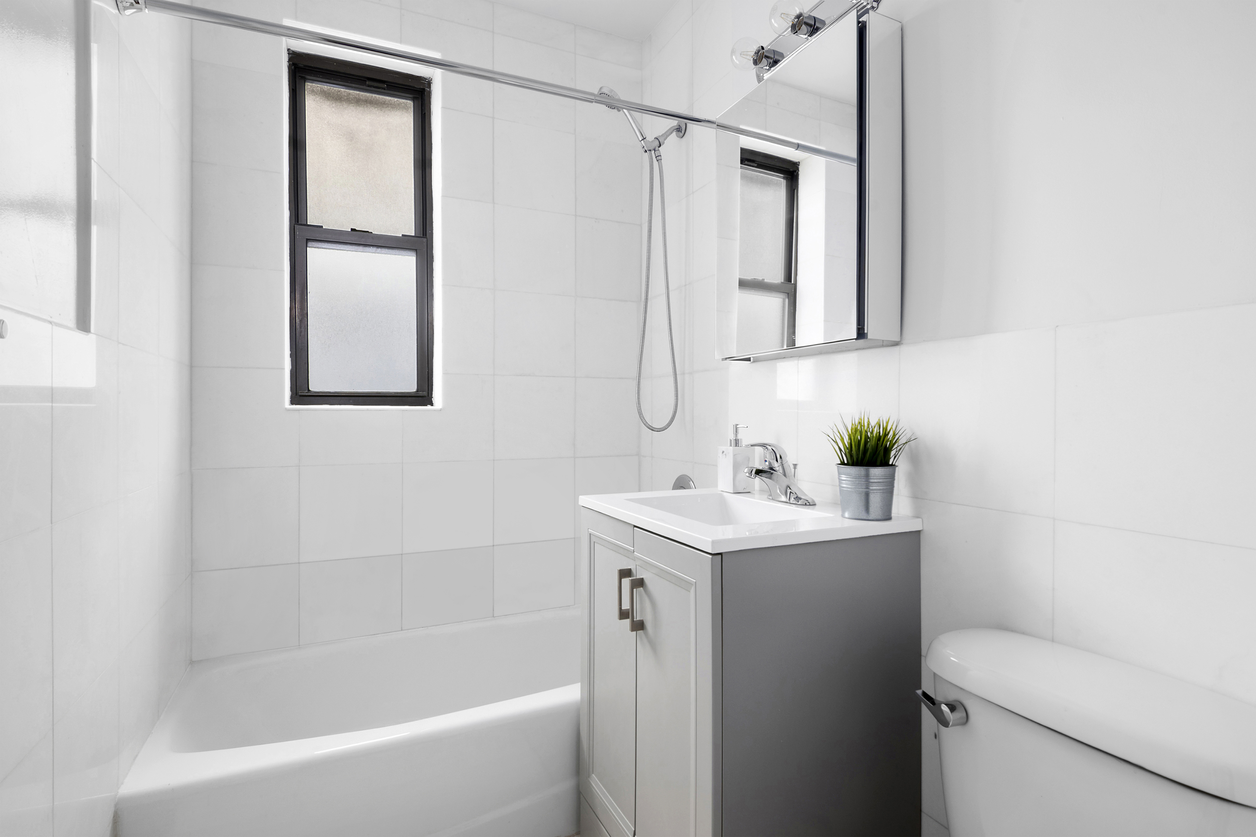 315 East 56th Street, Unit 6F Manhattan, NY 10022 - Photo 6 of 7