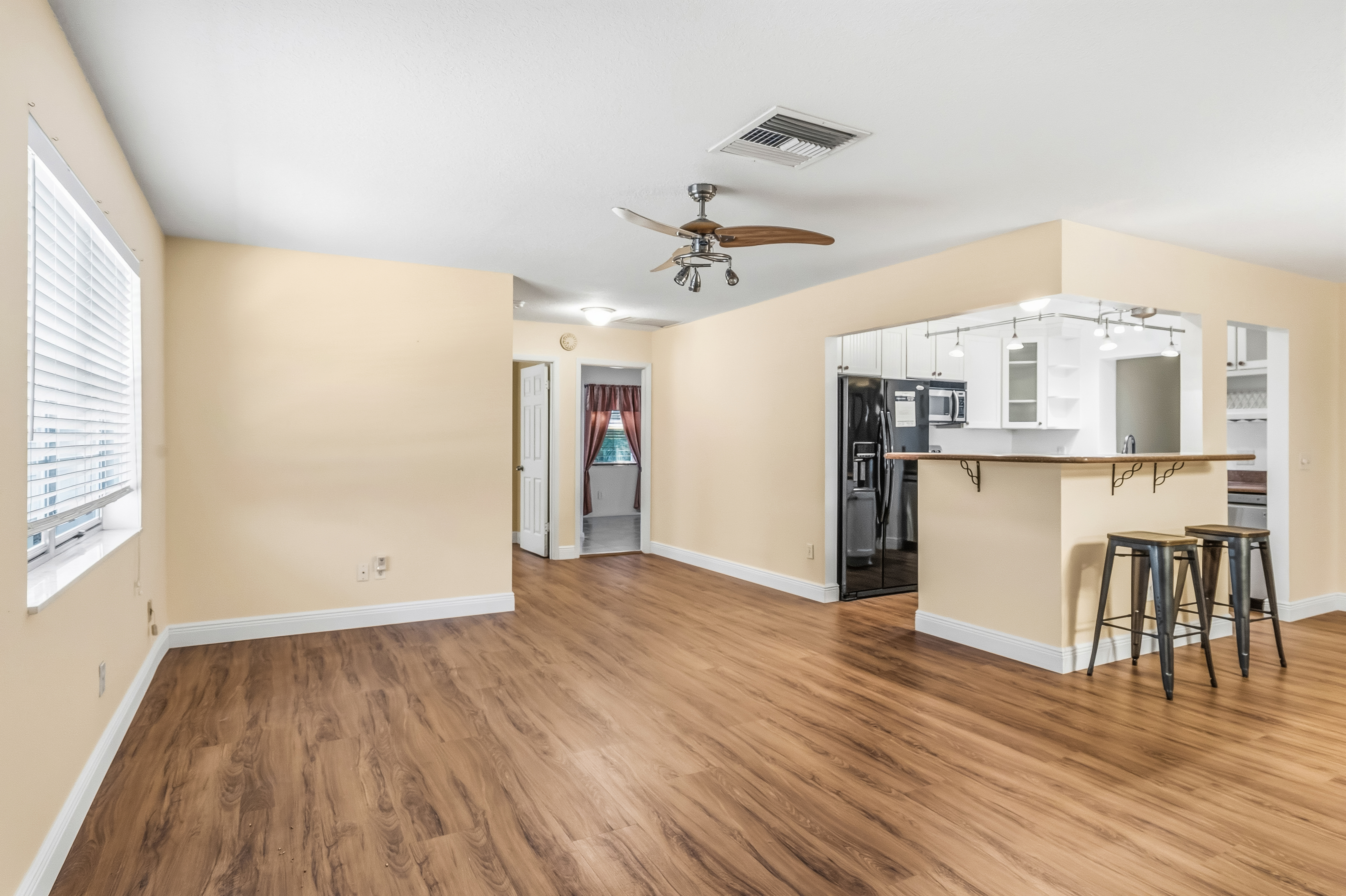 1202 Southeast Madison Avenue Stuart, FL 34996 - Photo 7 of 31