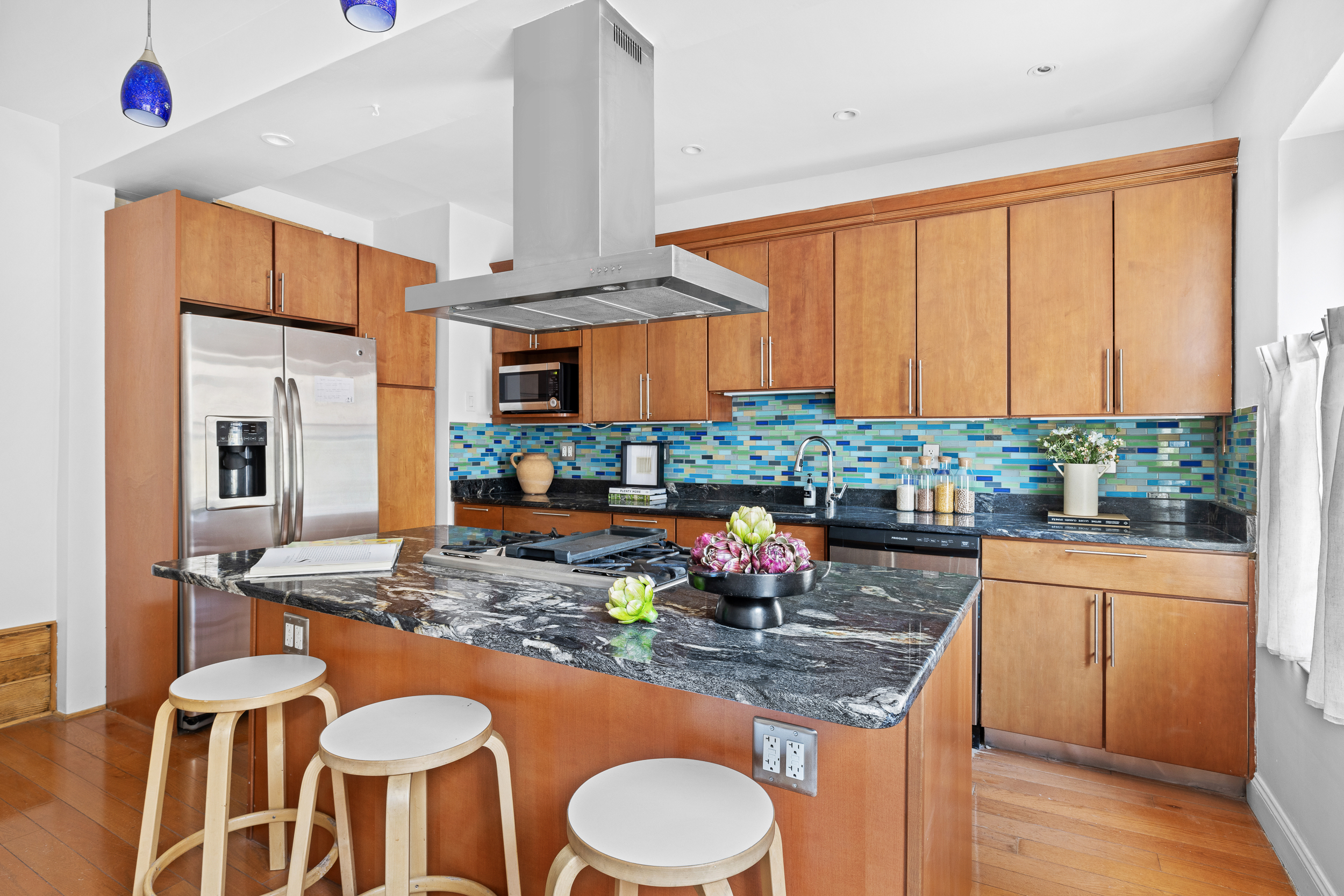 39 Hampton Place Brooklyn, NY 11213 - Photo 6 of 19