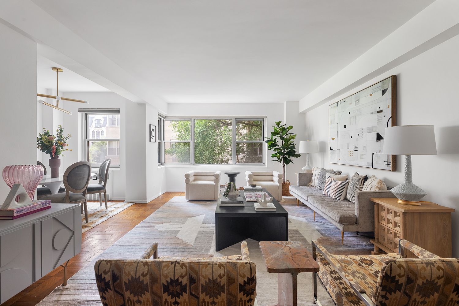 $1,075,000 | 11 5th Avenue, Unit 3V | Greenwich Village