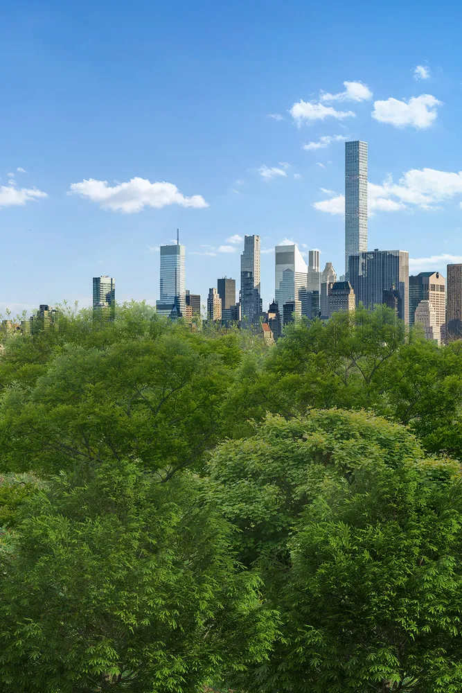 $1,995,000 | 11 West 81st Street, Unit 6A | Upper West Side