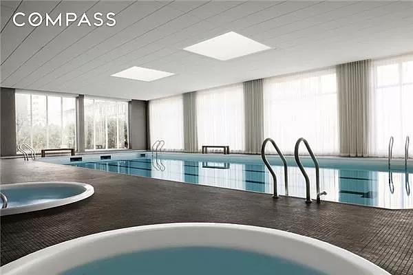 515 East 72nd Street, Unit 9J Manhattan, NY 10021 - Photo 9 of 17 a view of a swimming pool and outdoor kitchen