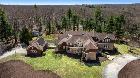 $1,799,999 | 35 River Run, East Greenwich, RI 02818