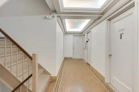$675,000 | 74 West 68th Street, Unit 5A | Upper West Side
