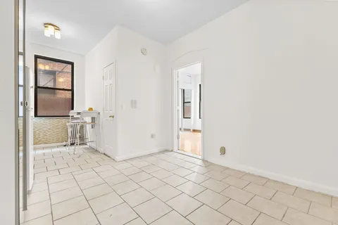 $245,000 | 2146 Cortelyou Road, Unit 1R | Flatbush