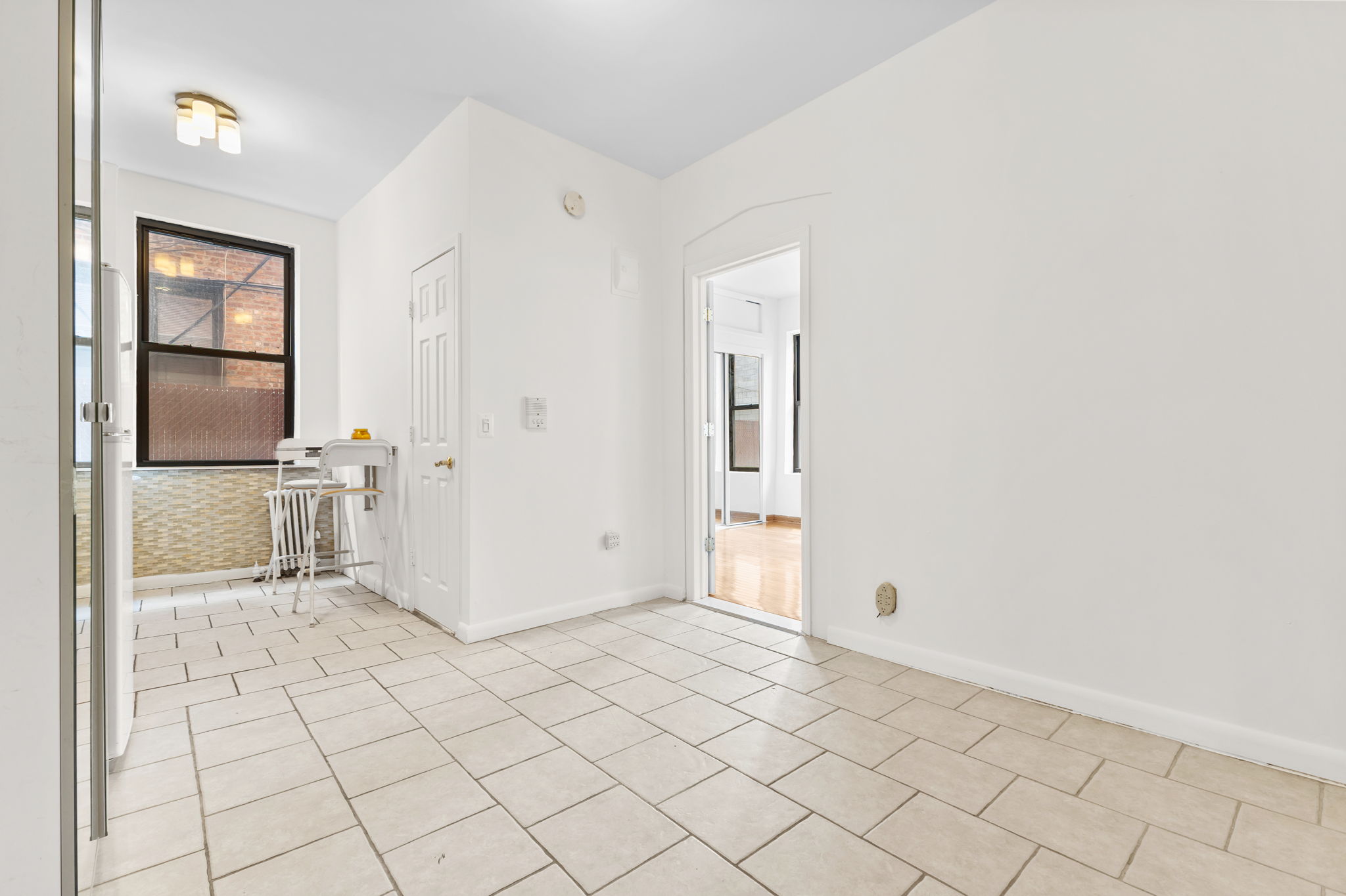 2146 Cortelyou Road, Unit 1R Brooklyn, NY 11226 - Photo 6 of 9