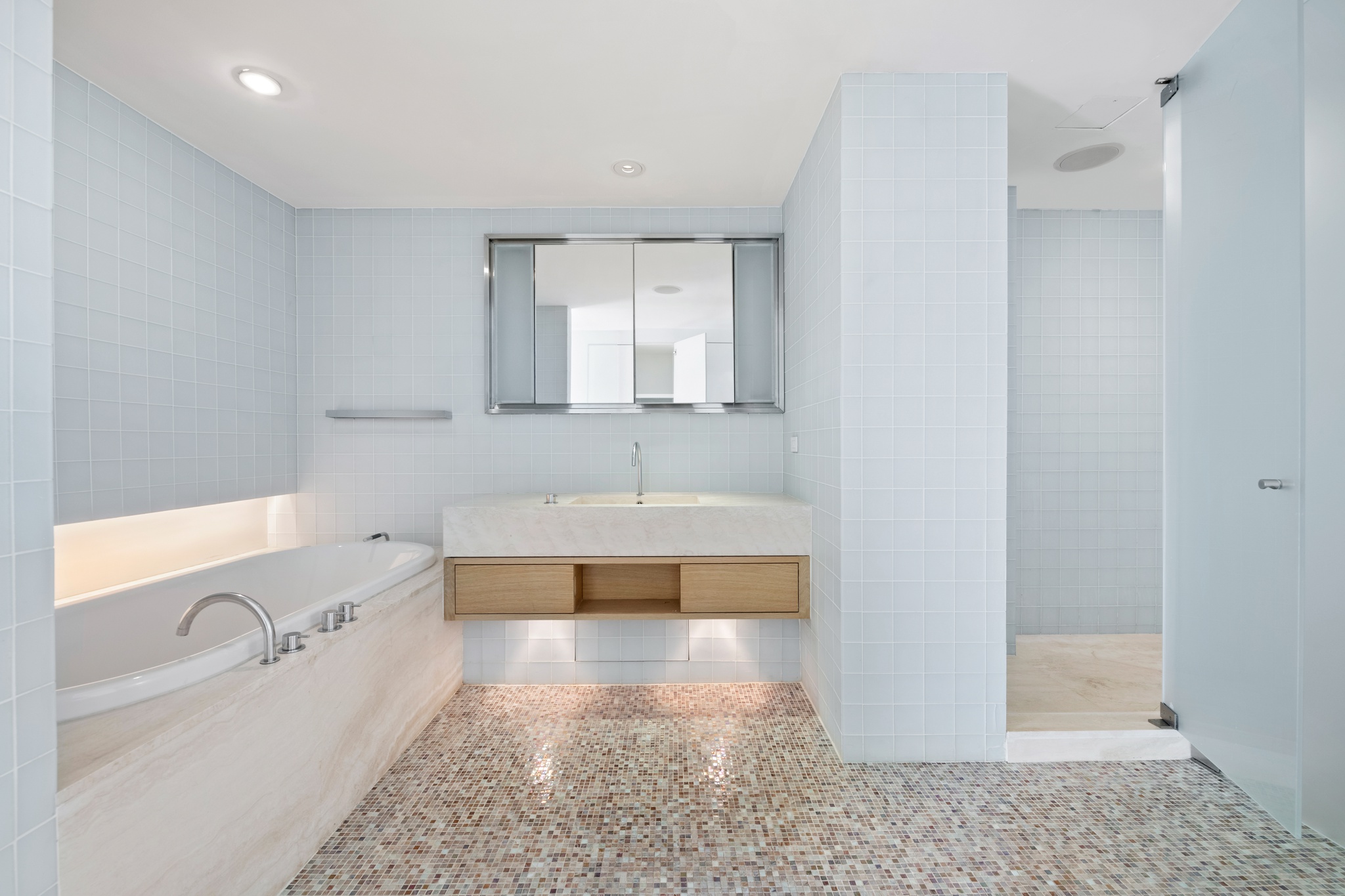 50 Gramercy Park North, Unit 15A Manhattan, NY 10010 - Photo 22 of 29 a bathroom with a bathtub and a shower