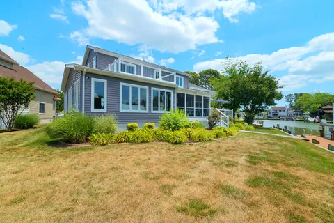 $1,295,000 | 17 Clipper Court, Berlin, MD 21811