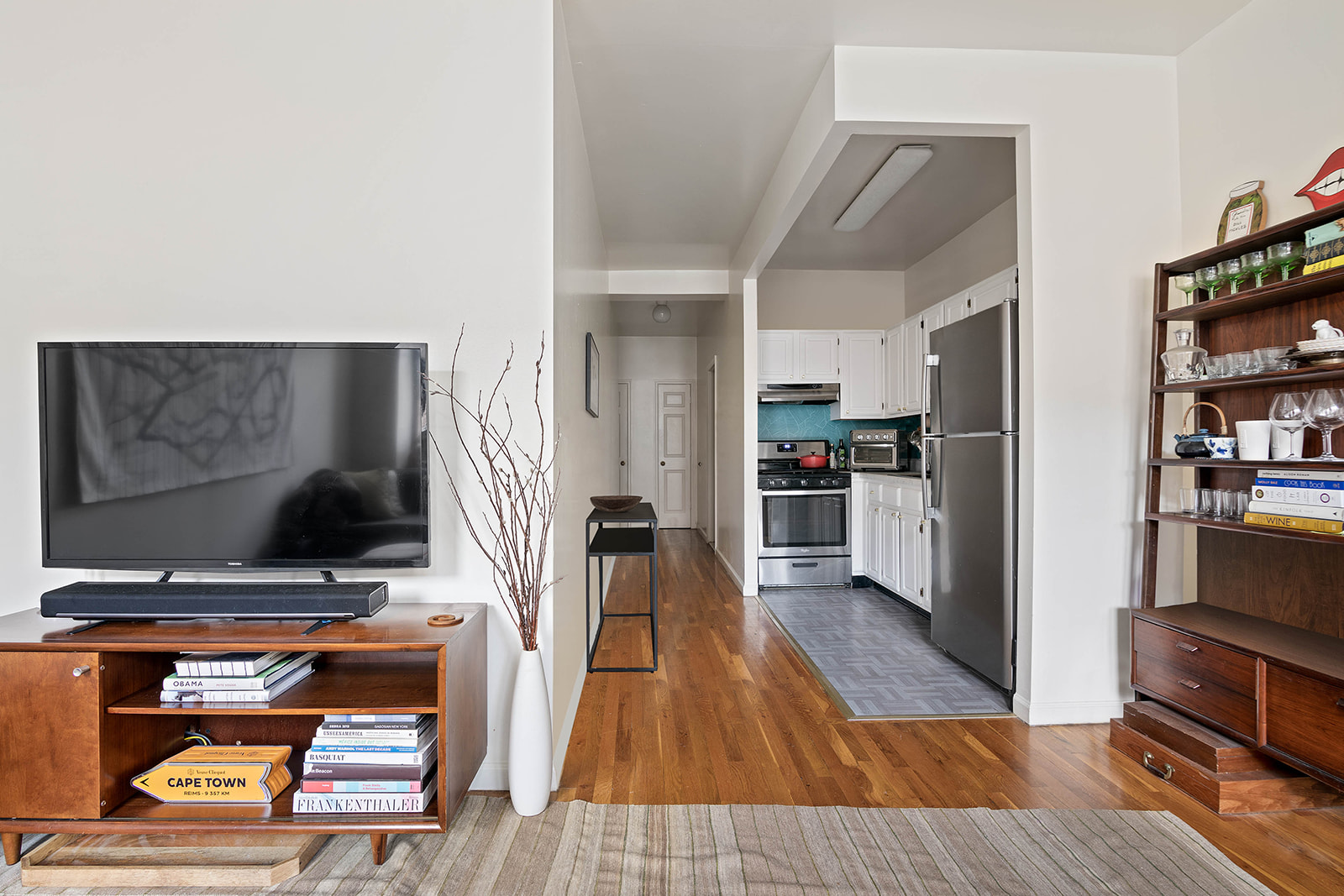 530 West 148th Street Manhattan, NY 10031 - Photo 9 of 14 a view of a living room