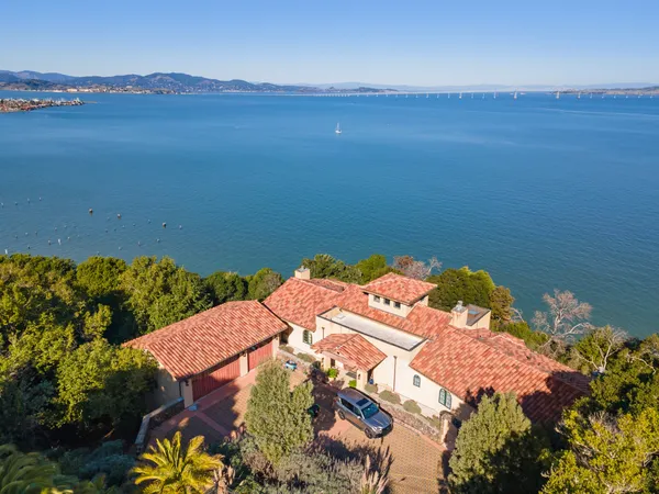 $12,000,000 | 3680 Paradise Drive, Belvedere Tiburon, CA 94920