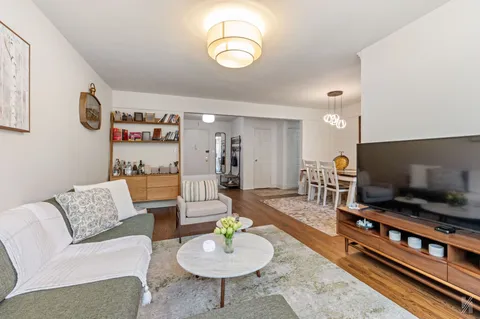 $399,000 | 33-45 94th Street, Unit 4H | Jackson Heights