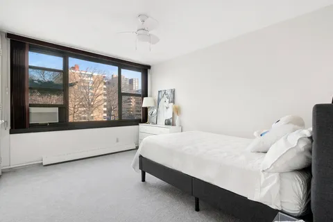 $420,000 | 9-20 166th Street, Unit 3B | Beechhurst