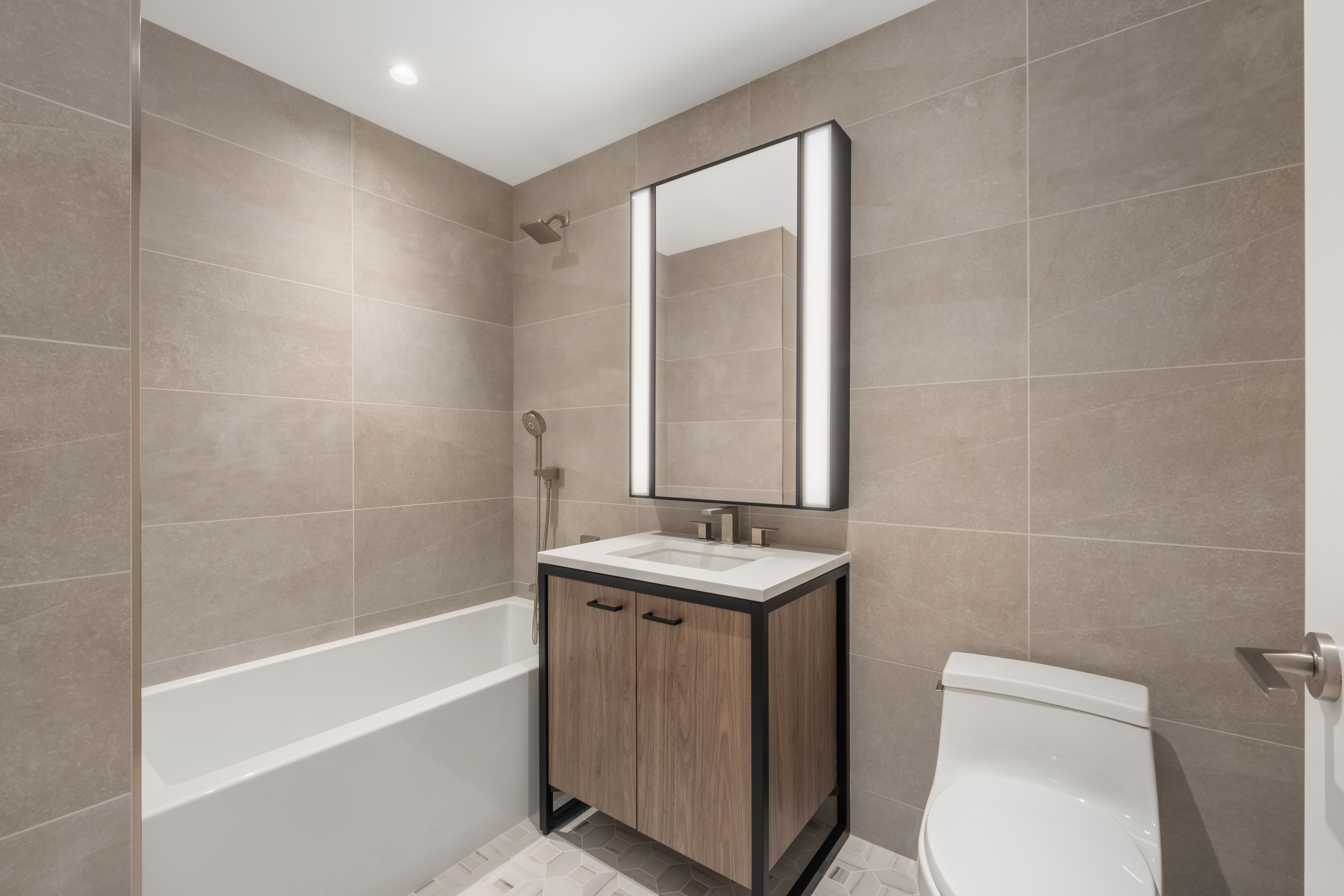 218 West 103rd Street, Unit 5C Manhattan, NY 10025 - Photo 7 of 19