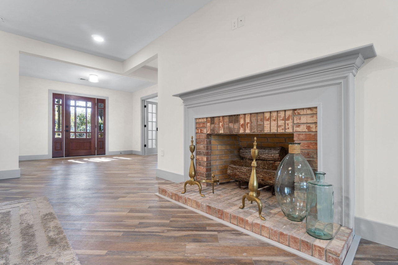 164 Grandview Avenue Valparaiso, FL 32580 - Photo 8 of 75