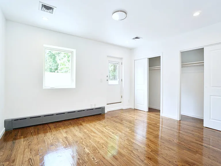 3020 Richmond Terrace Staten Island, NY 10303 - Photo 4 of 14