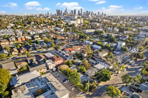 $1,230,000 | 836 North Benton Way, Los Angeles, CA 90026