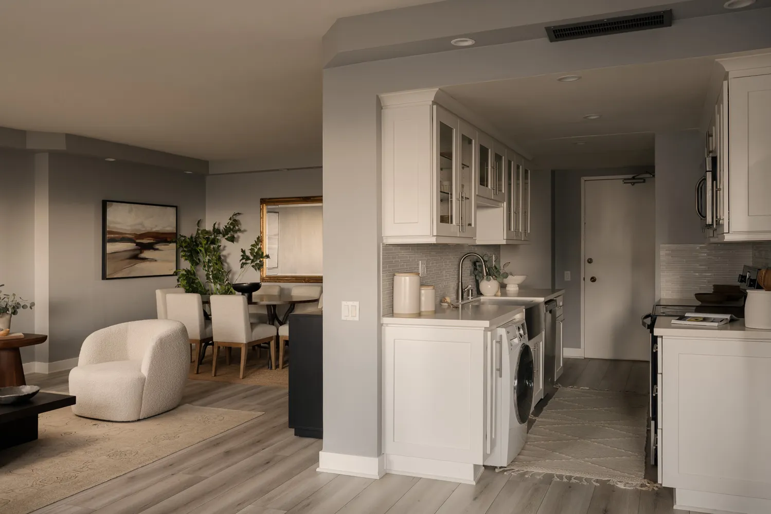 $820,000 | 10450 Wilshire Boulevard, Unit 12C, Los Angeles, CA 90024