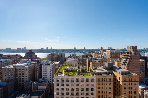 $26,880,000 | 211 West 84th Street, Unit PHWEST | Upper West Side