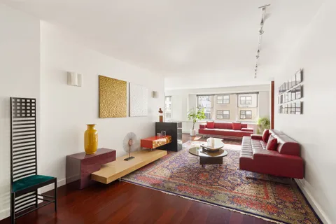 $2,495,000 | 136 East 56th Street, Unit 11CD | Midtown East