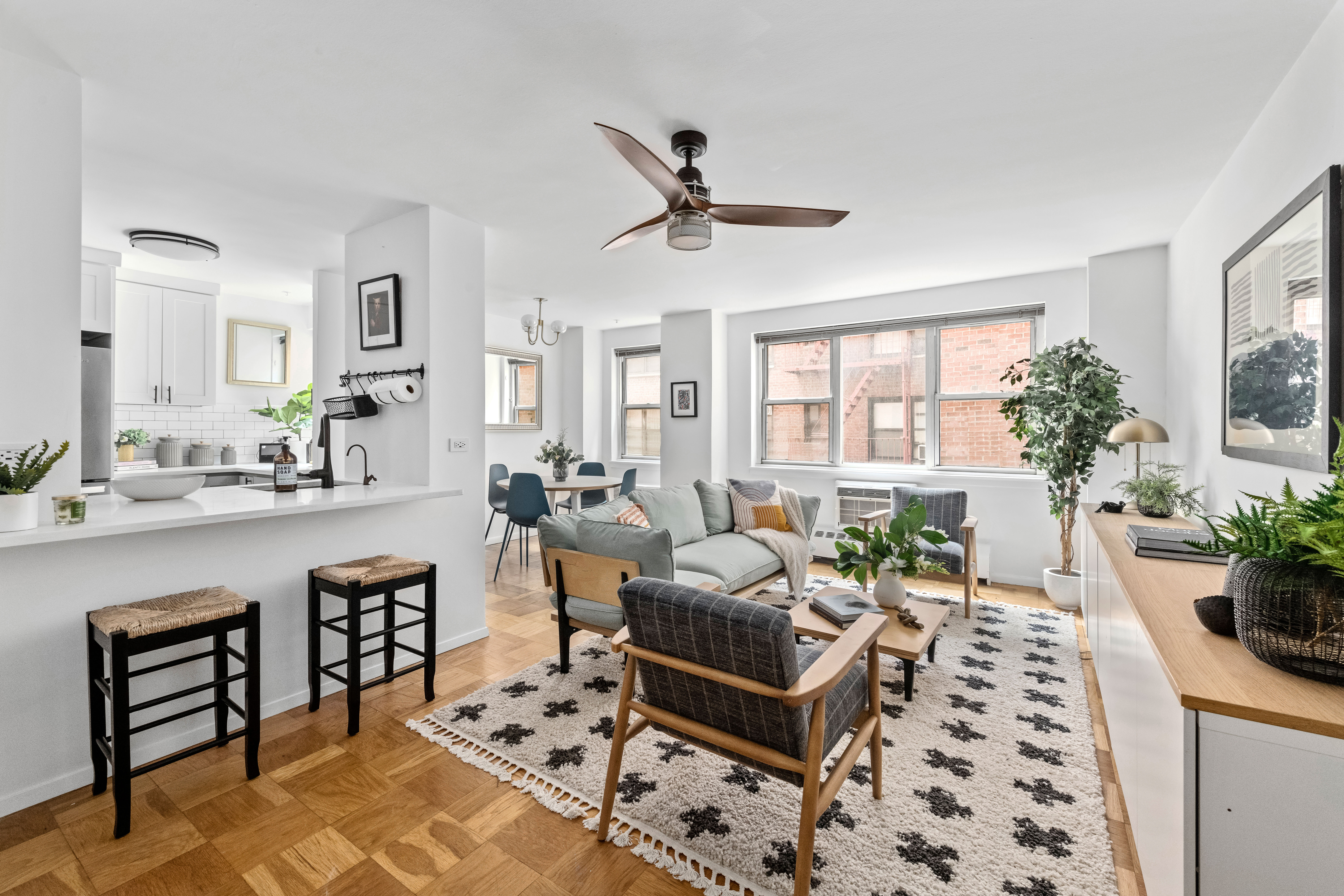 340 East 80th Street, Unit 3B Manhattan, NY 10075 - Photo 3 of 14