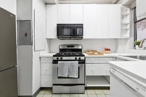 $3,925,000 | 1 West 67th Street, Unit 303/304/305/306 | Upper West Side