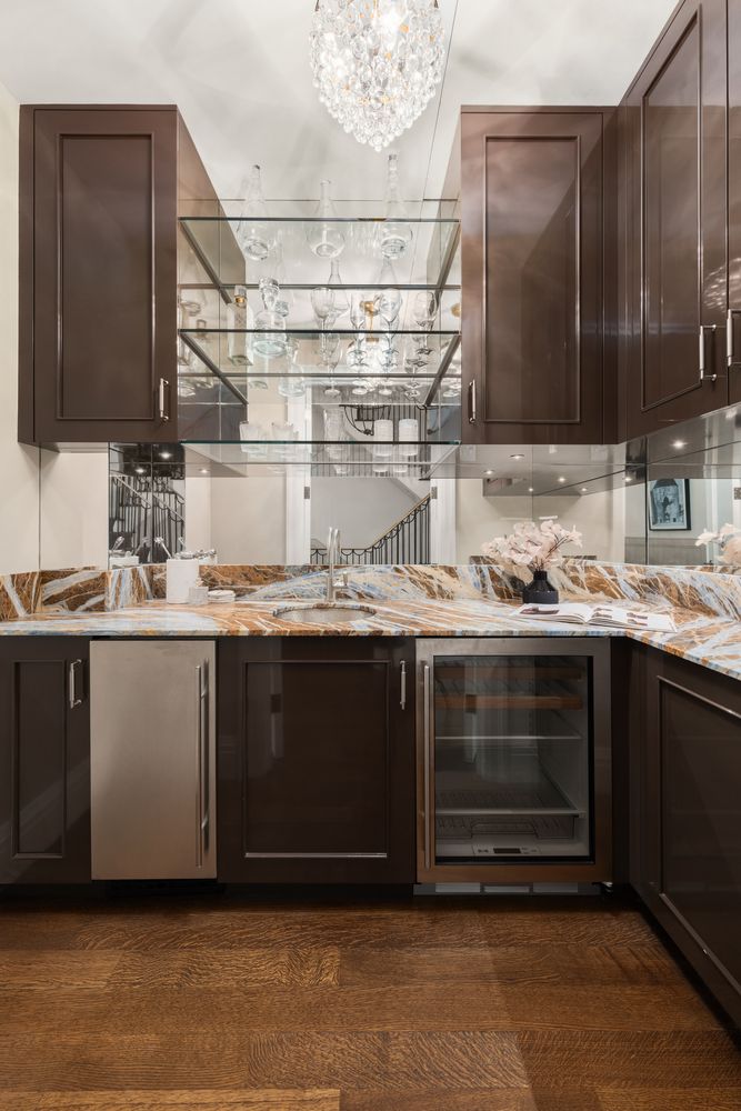 $11,950,000 | 157 East 65th Street | Lenox Hill