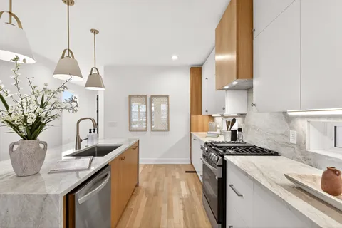 $749,000 | 917 A 33rd Avenue North, Nashville, TN 37209