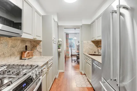 $1,595,000 | 445 East 86th Street, Unit 5H | Upper East Side