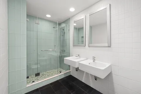 $2,998,000 | 80 Chambers Street, Unit 15A | TriBeCa
