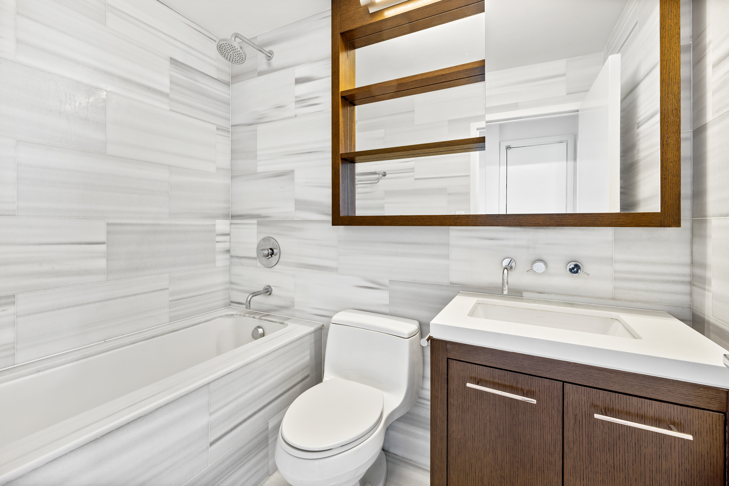 225 Rector Place, Unit 17H Manhattan, NY 10280 - Photo 7 of 16