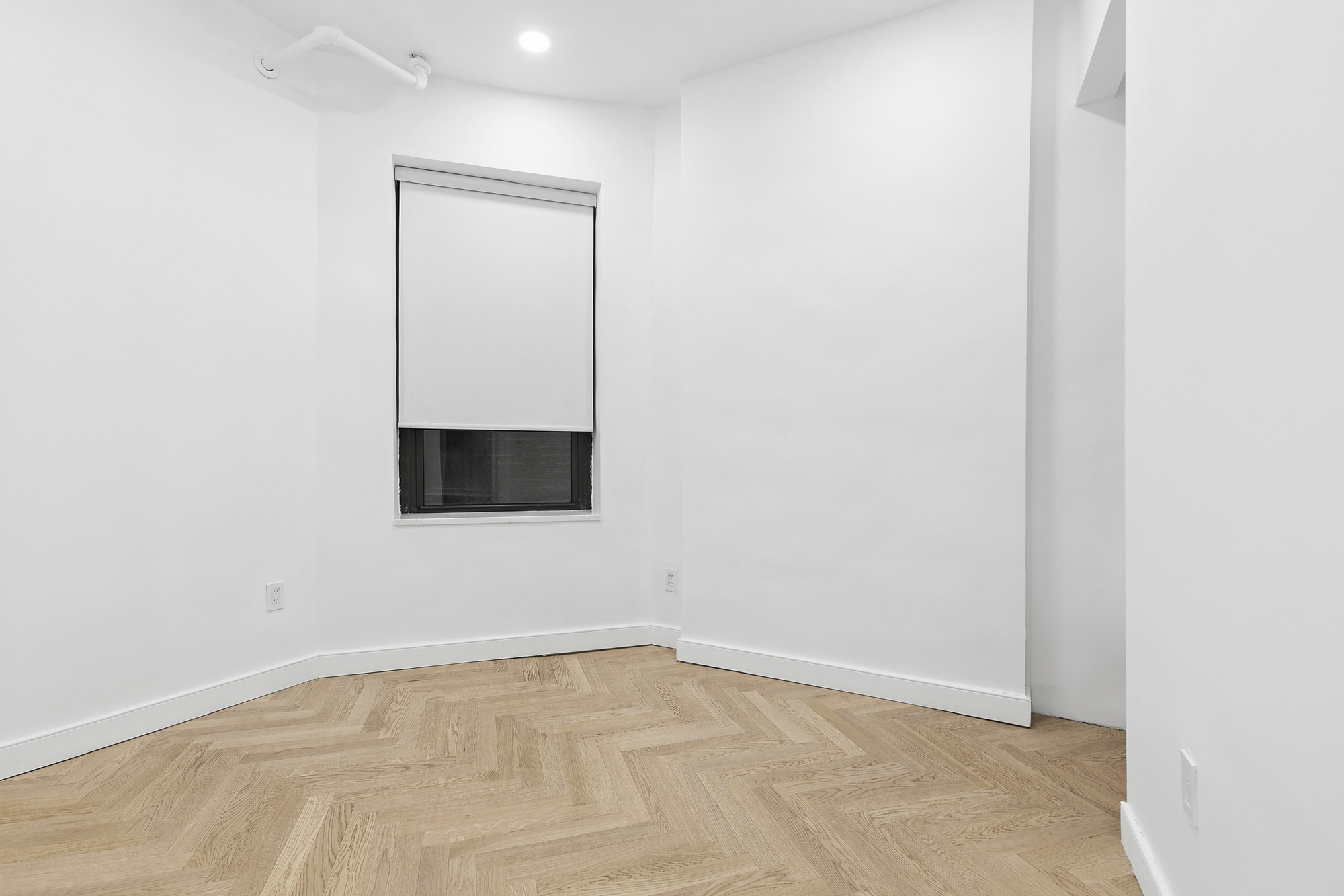248 East 7th Street, Unit 3/4 Manhattan, NY 10009 - Photo 7 of 11 a view of an empty room