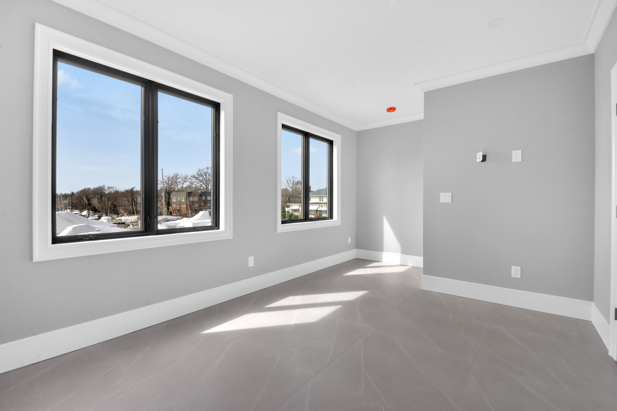 5 Osprey Court Staten Island, NY 10308 - Photo 31 of 50 a view of livingroom with window