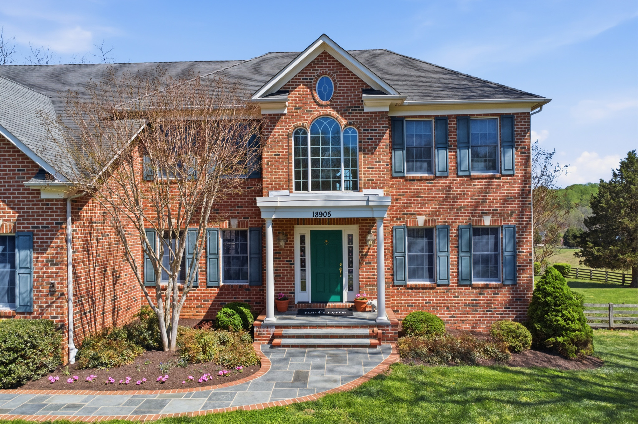 18905 Celebrity Lane Sandy Spring, MD 20860 - Photo 4 of 48