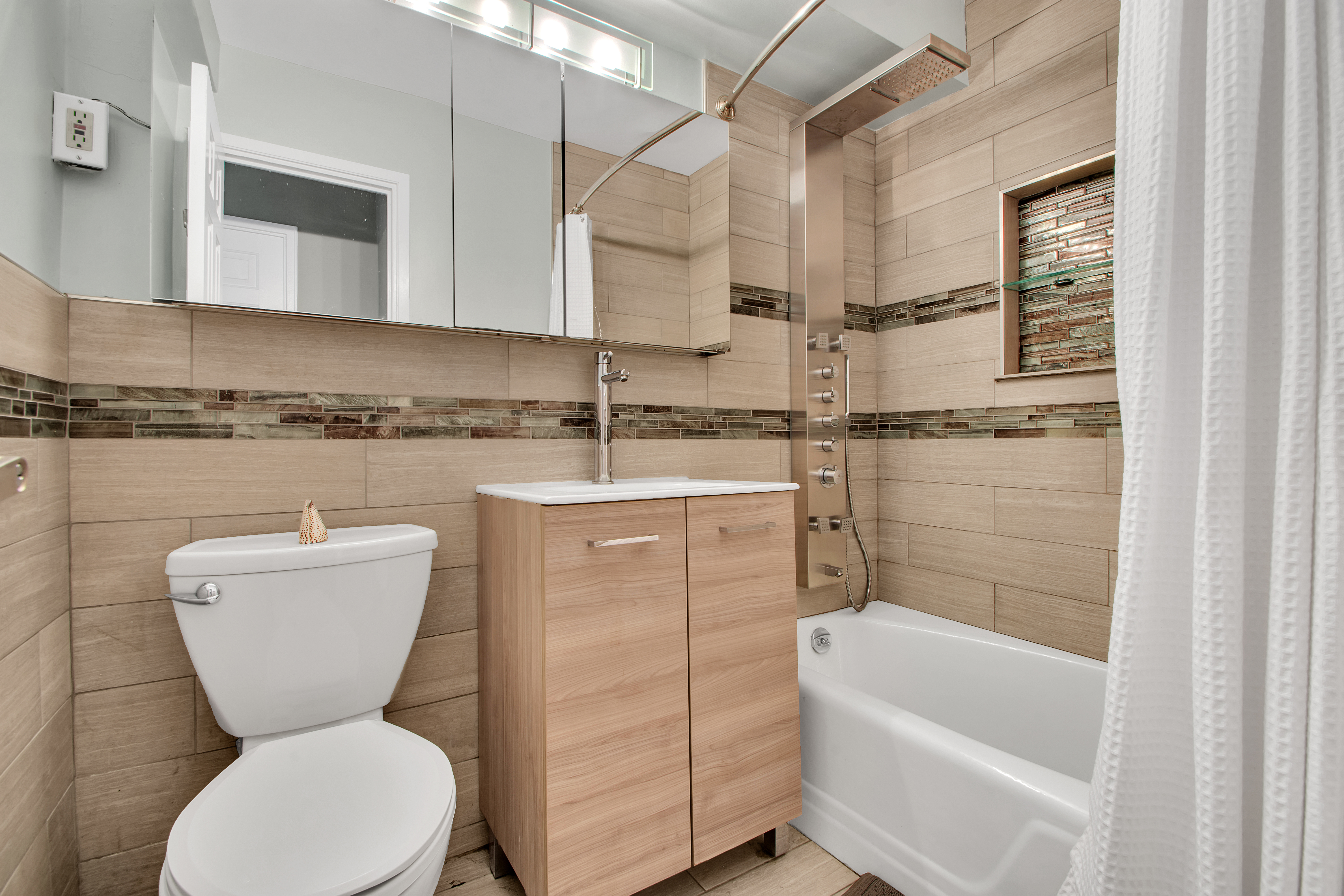 435 East 65th Street, Unit 9A Manhattan, NY 10065 - Photo 5 of 14