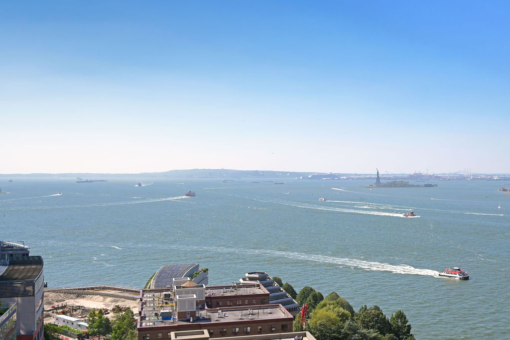 200 Rector Place, Unit 27EF Manhattan, NY 10280 - Photo 2 of 11