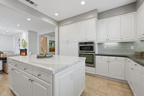 $1,379,000 | 21445 Hayley Lane, Huntington Beach, CA 92646