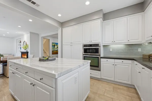 $1,379,000 | 21445 Hayley Lane, Huntington Beach, CA 92646