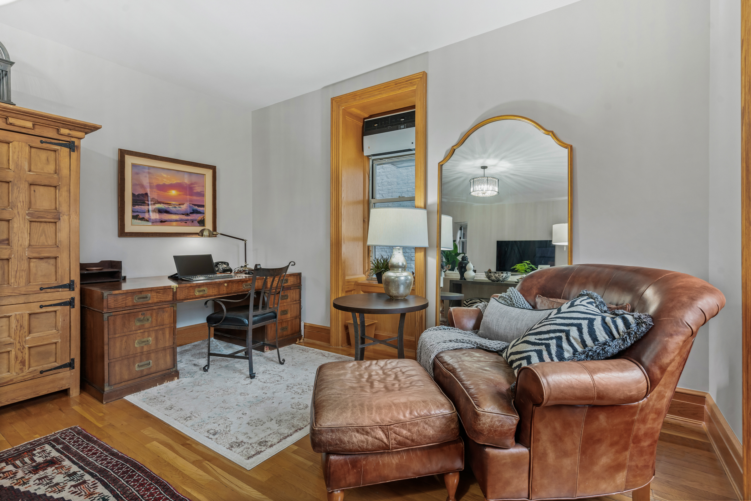 300 West 109th Street, Unit 2JK Manhattan, NY 10025 - Photo 5 of 18 a living room with furniture