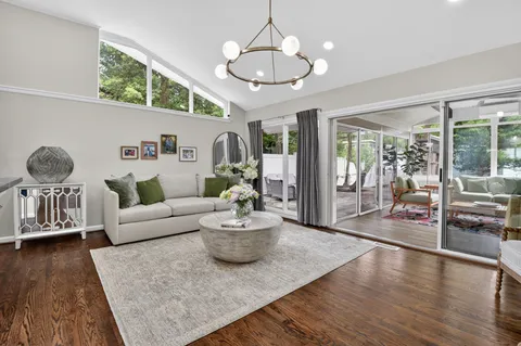 $1,565,000 | 6501 Bannockburn Drive, Bethesda, MD 20817