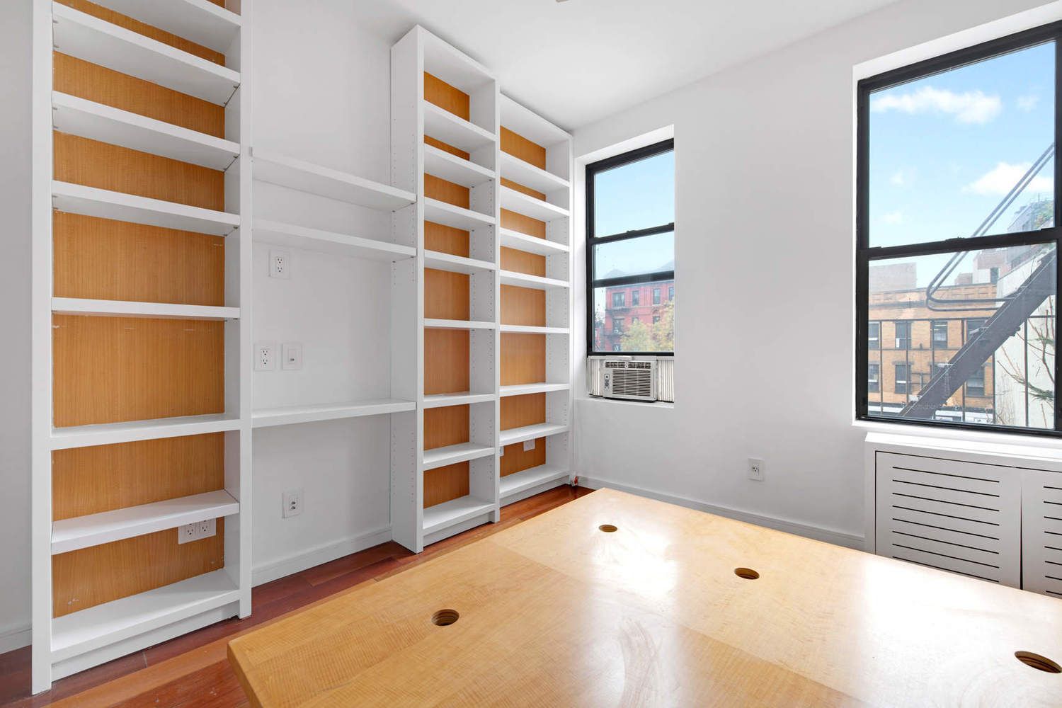 225 West 10th Street, Unit 2D Manhattan, NY 10014 - Photo 6 of 9