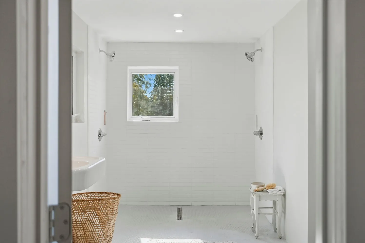 $1,560,000 | 246 19th Avenue Northeast, St. Petersburg, FL 33704