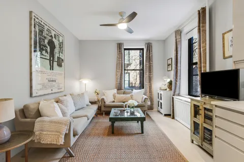 $820,000 | 215 West 105th Street, Unit 3B | Upper West Side
