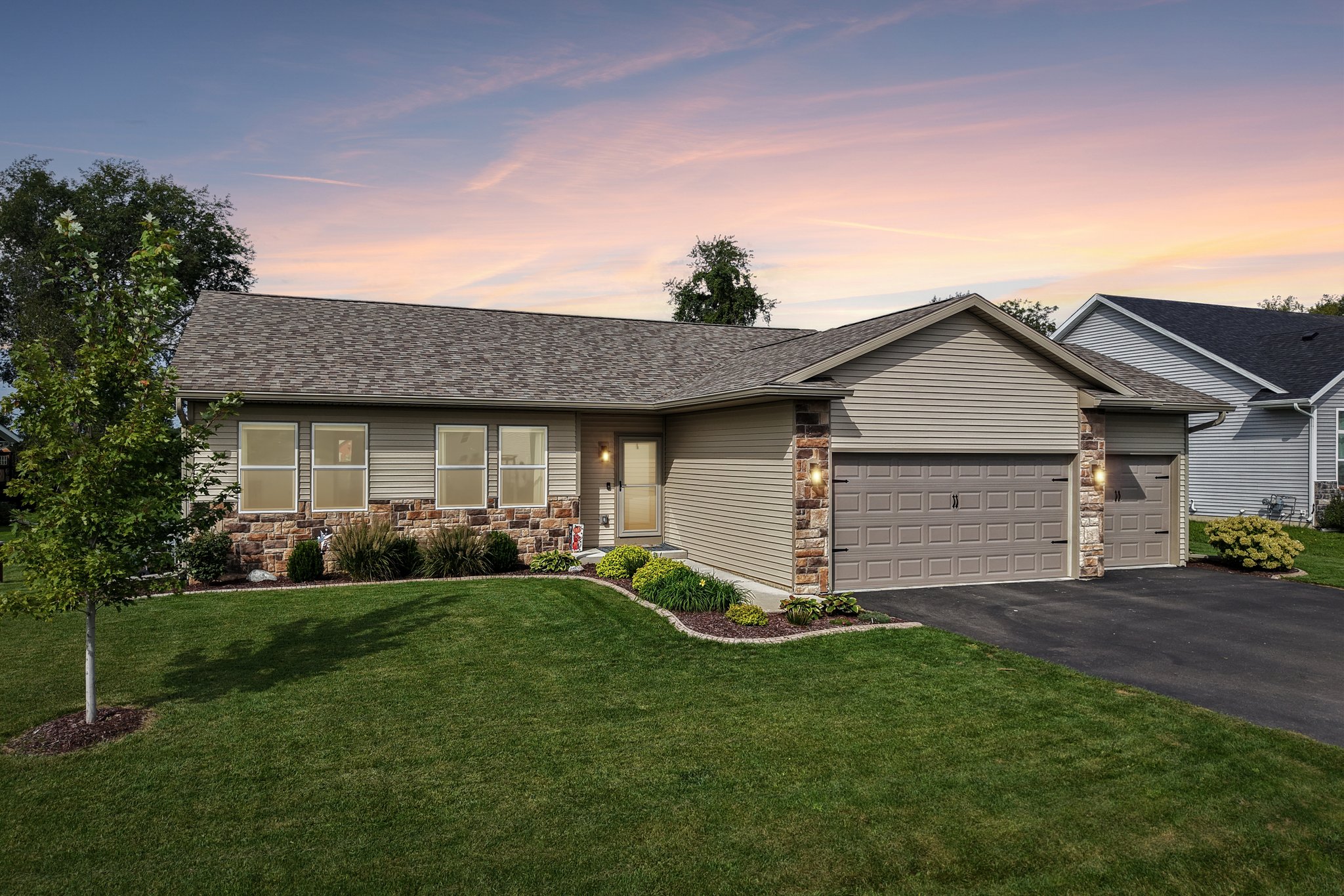 11311 Ricky Road Edgerton, WI 53534 - Photo 1 of 45 Gallery Image 1