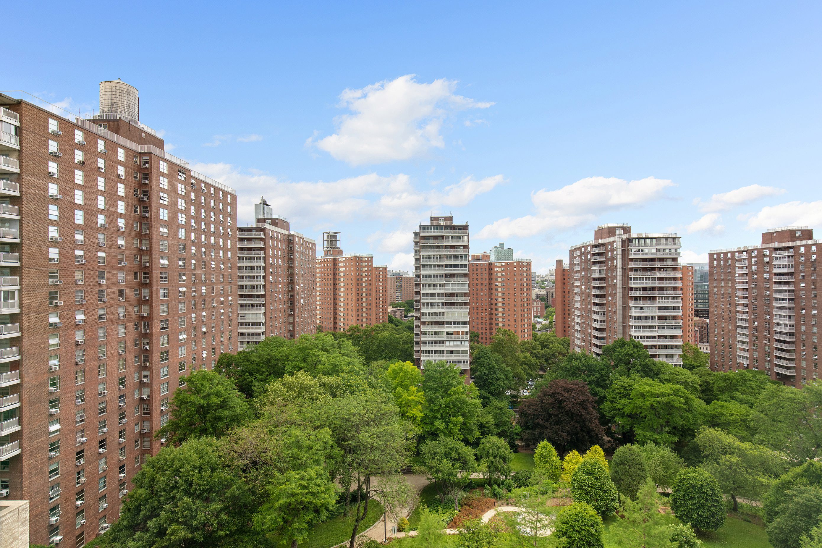 543 West 122nd Street, Unit 9B Manhattan, NY 10027 - Photo 4 of 11
