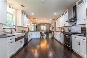 133 Melrose Avenue Decatur, GA 30030 - Photo 2 of 31