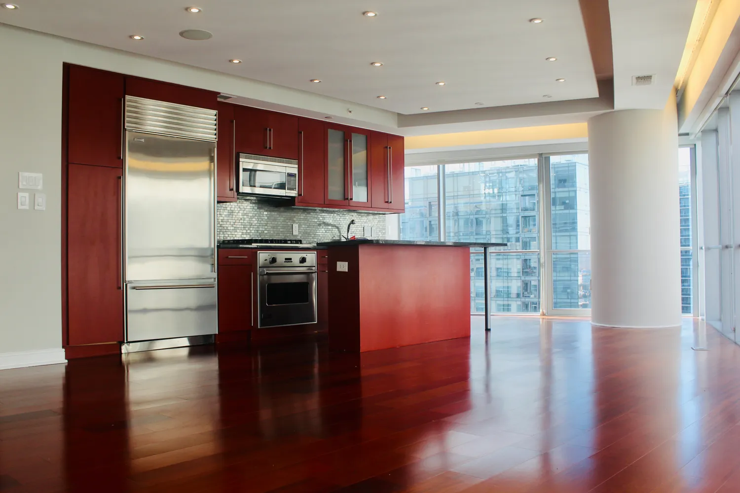 $975,000 | 1111 19th Street North, Unit 2705, Arlington, VA 22209