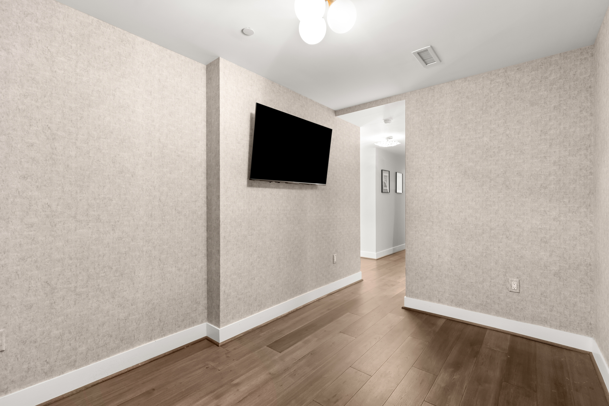 1300 4th Street Southeast, Unit PH02 Washington, DC 20003 - Photo 26 of 38 a view of a livingroom with wooden floor