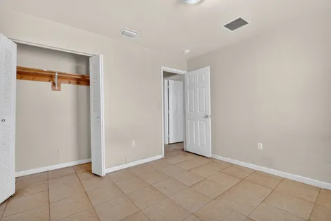 $750,000 | 812 Northwest 70th Street, Miami, FL 33150